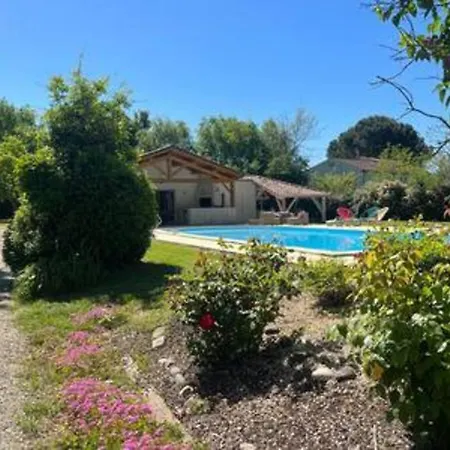 Villa Belle Dependance Avec Piscine *
